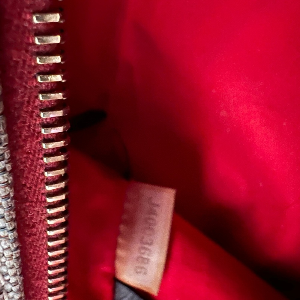 Dooney & Burke Large Grommet Sac - Picture 6 of 10